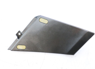 CACHE CHASSIS LATERAL DROIT