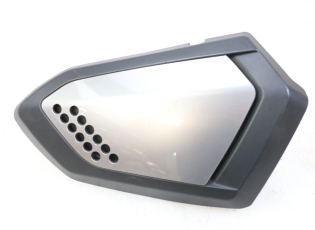 CACHE SOUS SELLE DROIT