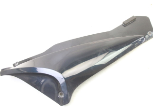 CACHE SOUS SELLE DROIT