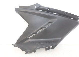 CACHE SOUS SELLE GAUCHE