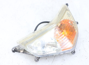 CLIGNOTANT AVANT DROIT