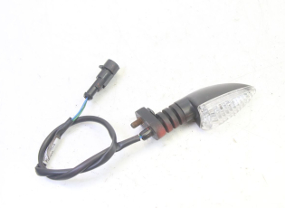 CLIGNOTANT AVANT DROIT