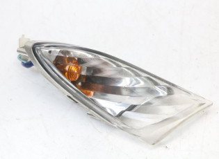 CLIGNOTANT AVANT DROIT