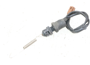 CONTACTEUR FEU STOP ARRIERE