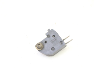 CONTACTEUR FEU STOP DROIT