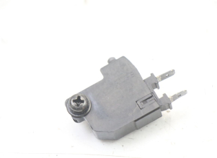 CONTACTEUR FEU STOP DROIT