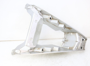 FACE AVANT INFERIEUR