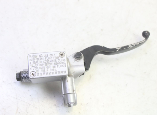 MAITRE CYLINDRE AVANT