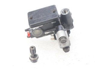 MAITRE CYLINDRE AVANT