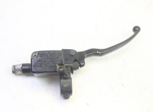 MAITRE CYLINDRE AVANT