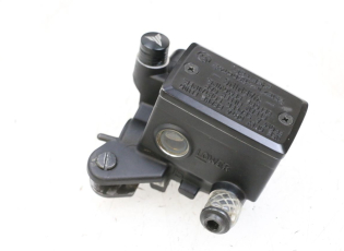 MAITRE CYLINDRE AVANT