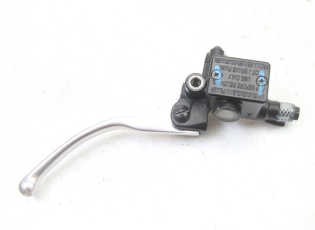 MAITRE CYLINDRE AVANT