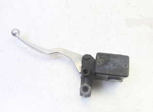 MAITRE CYLINDRE FREIN ARRIERE