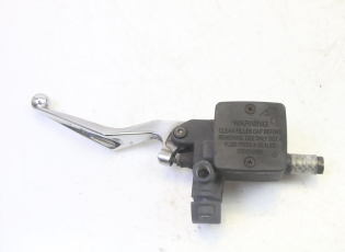 MAITRE CYLINDRE FREIN ARRIERE