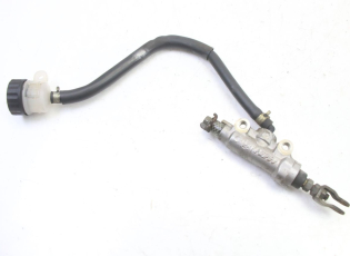 MAITRE CYLINDRE FREIN ARRIERE