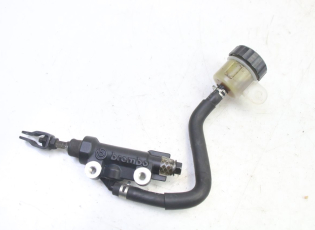 MAITRE CYLINDRE FREIN ARRIERE