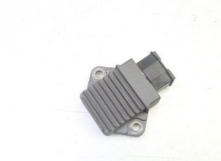 REGULATEUR CHARGE