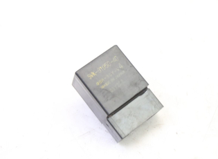 RELAIS POMPE À ESSENCE