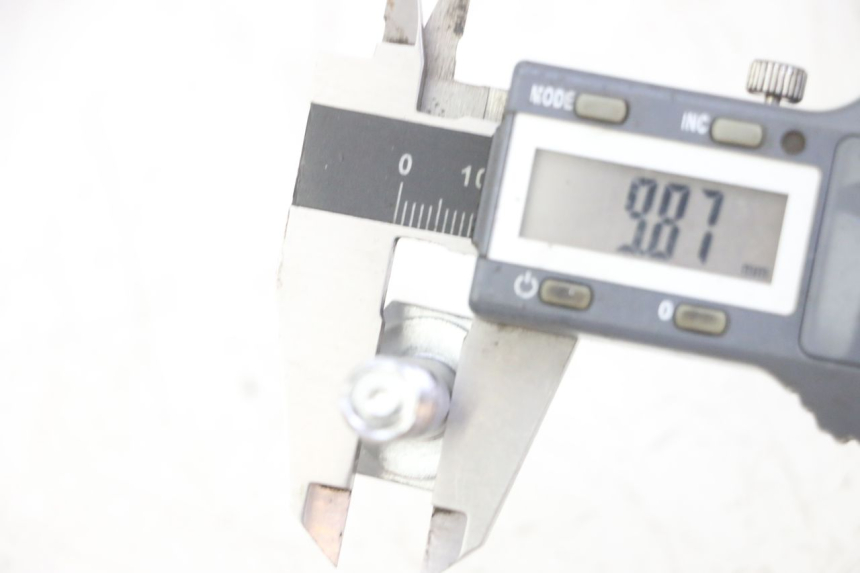 photo de DADO FORCELLA SUZUKI GS GSE 500 (2001 - 2003) - Zoom sullo stato d'uso