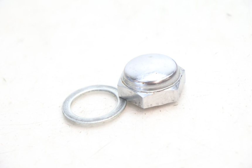 photo de DADO DELLA PIASTRA FORCELLA SUZUKI GSR 600 (2005 - 2012) - Vista principale