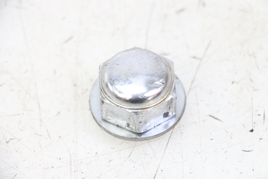 photo de DADO DELLA PIASTRA FORCELLA YAMAHA FZS FAZER 600 (2001 - 2003) - Zoom sullo stato d'uso