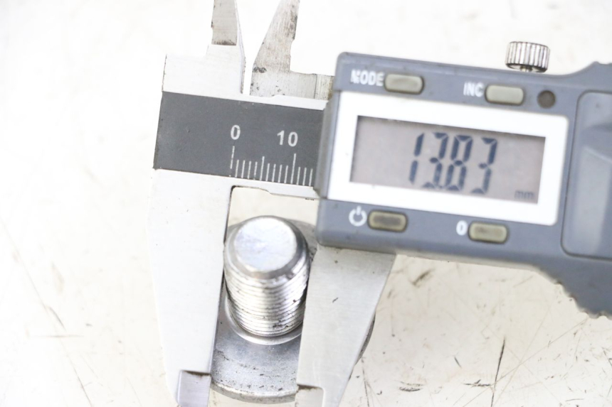 photo de DADO DELLA PIASTRA FORCELLA YAMAHA TZR 50 (2008 - 2016) - Dettaglio del componente