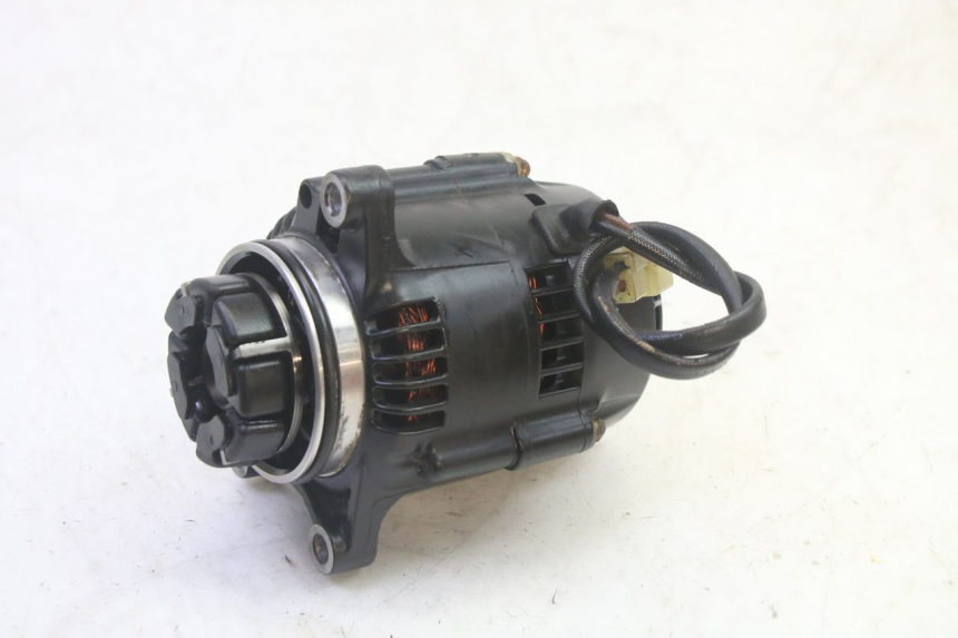 photo de ALTERNATORE KAWASAKI GPZ RX 1000 (1986 - 1988) - Dettaglio del componente