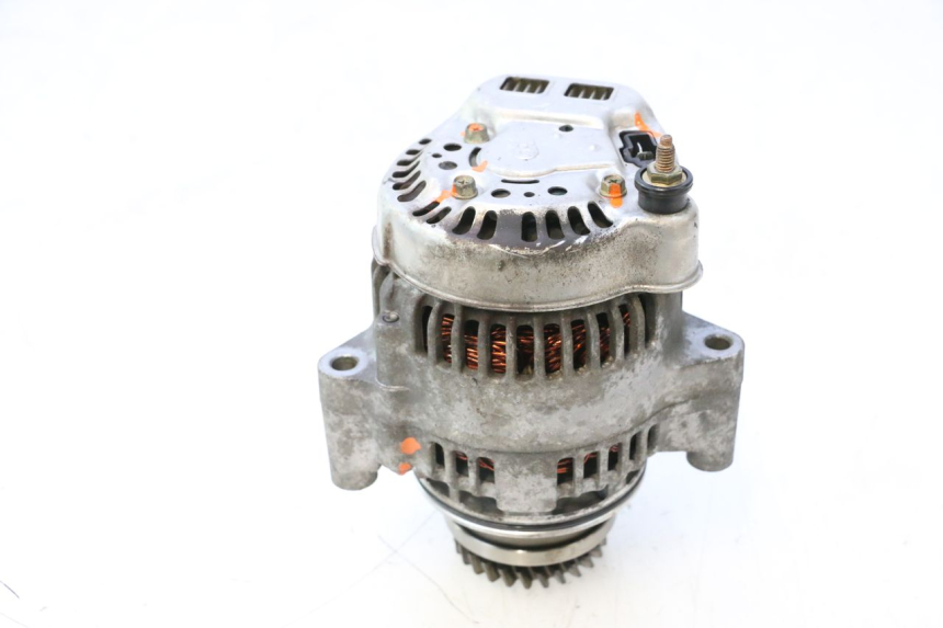 photo de ALTERNATORE SUZUKI GSF N BANDIT 1200 (2001 - 2005) - Dettaglio del componente