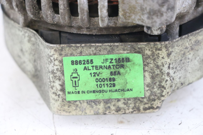 photo de ALTERNATORE MOTO GUZZI NORGE 8V GT 1200 (2011 - 2016) - Dettagli dei punti di fissaggio