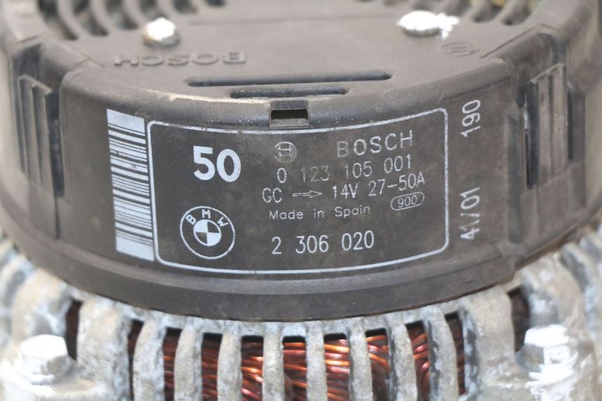 photo de Alternatore BMW R GS 1150 (1999 - 2004) - Primo piano tecnico