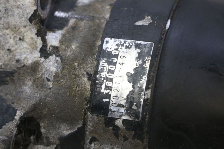 photo de ALTERNATORE TRIUMPH SPRINT 900 (1995 - 1998) - Altra angolazione