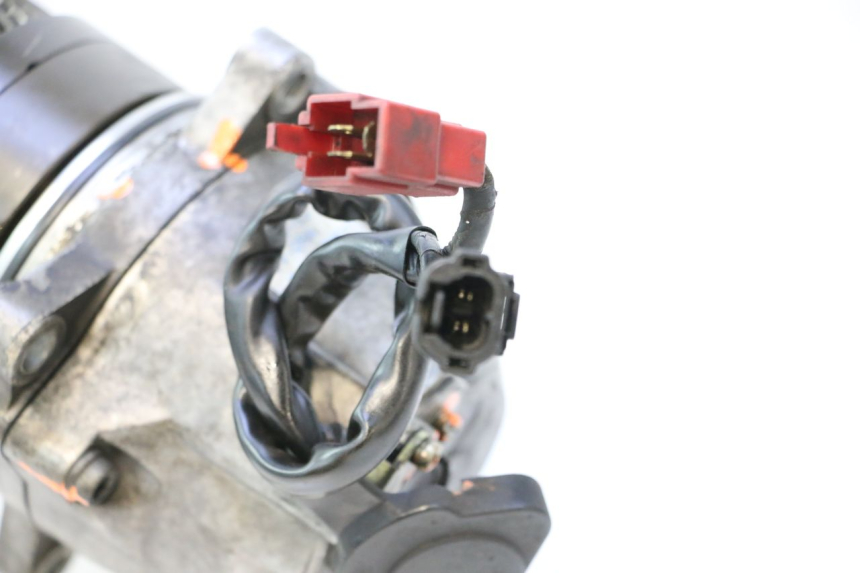 photo de ALTERNATORE HONDA ST PAN EUROPEAN 1100 (1990 - 2002) - Marcature e riferimenti originali