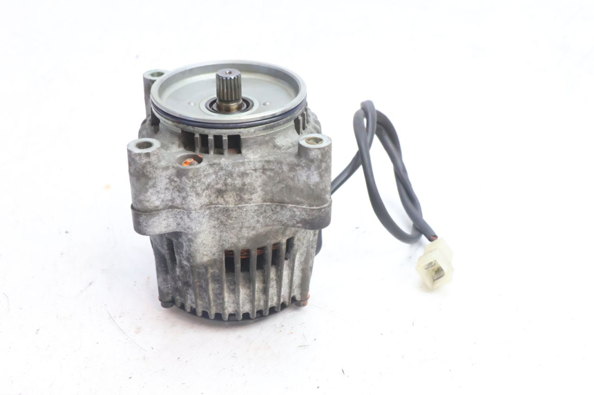photo de ALTERNATORE YAMAHA XJR 1300 (1998 - 2002) - Stato della superficie e materiale