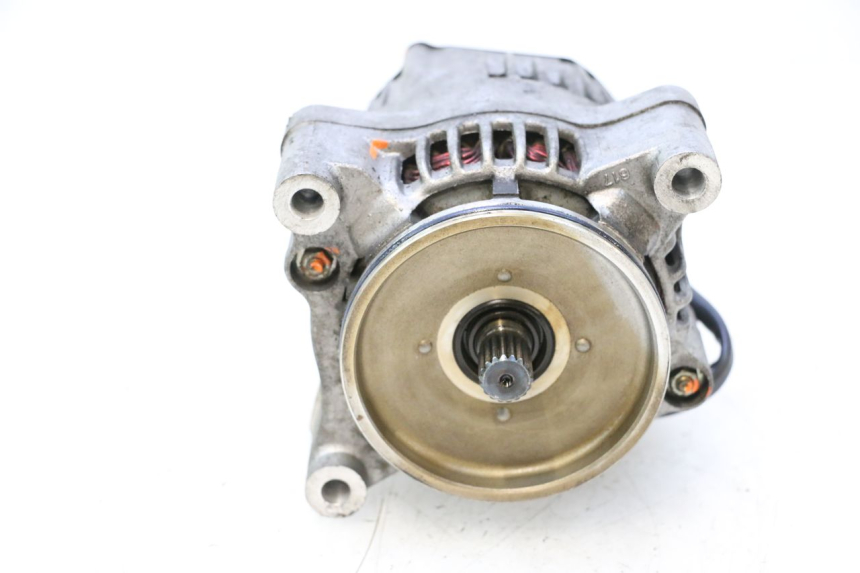 photo de ALTERNATORE YAMAHA YZF R GENESIS 750 (1993 - 1998) - Ricambio usato controllato