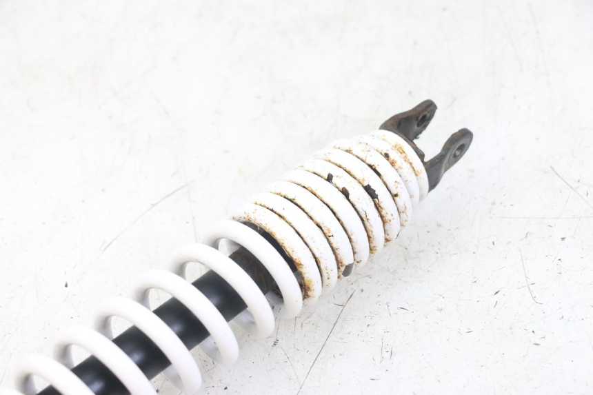 photo de AMMORTIZZATORE POSTERIORE YAMAHA AEROX 2T 50 (2013 - 2017) - Primo piano tecnico