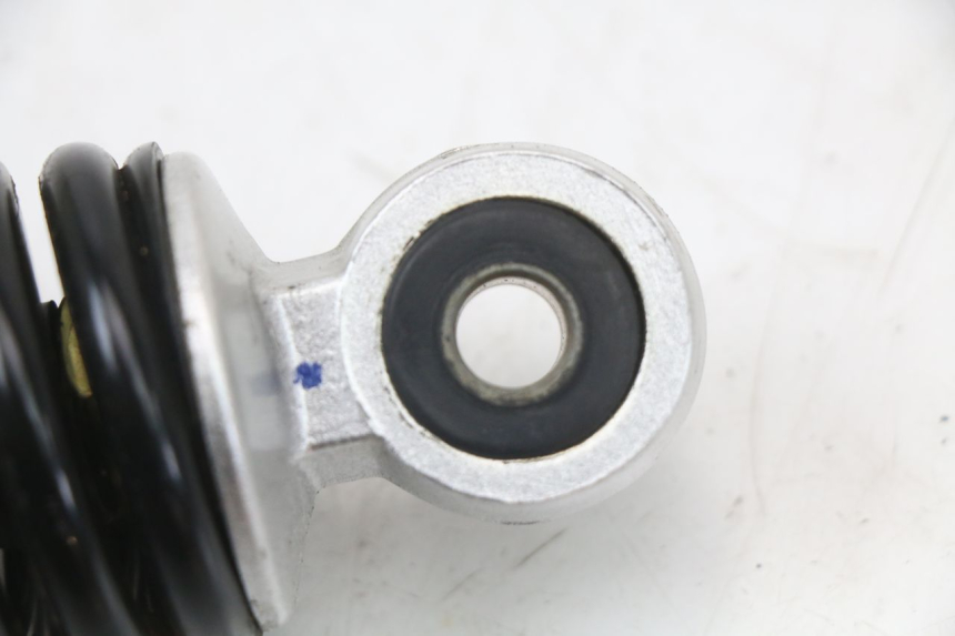 photo de AMMORTIZZATORE POSTERIORE KYMCO AGILITY 4T 50 (2018 - 2022) - Stato della superficie e materiale