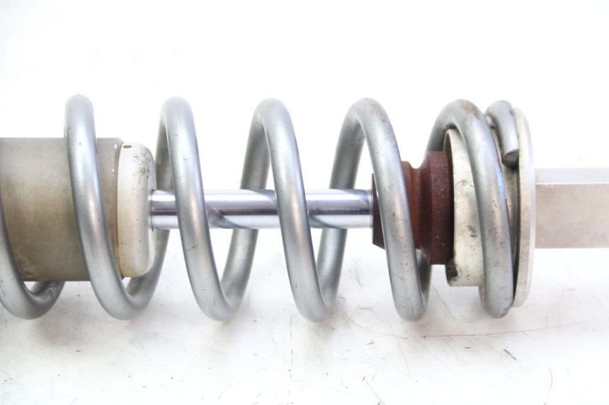 photo de AMMORTIZZATORE POSTERIORE HONDA CRF 250 (2010 - 2013) - Primo piano tecnico