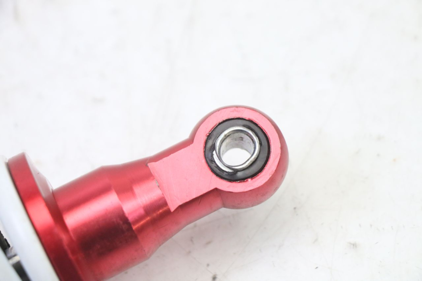 photo de AMMORTIZZATORE POSTERIORE LONCIN DIRT BIKE 125 - Dettagli dei punti di fissaggio