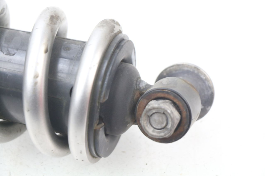 photo de AMMORTIZZATORE POSTERIORE KAWASAKI ER-6 ER6 N 650 (2009 - 2011) - Dettagli dei punti di fissaggio