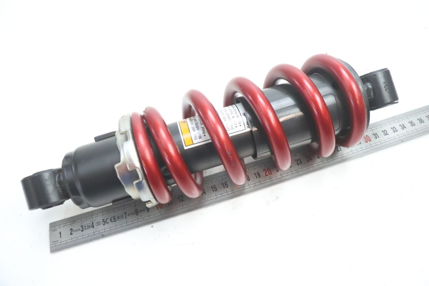 photo de AMMORTIZZATORE POSTERIORE KAWASAKI ER-6 ER6 N 650 (2005 - 2009) - Stato della superficie e materiale