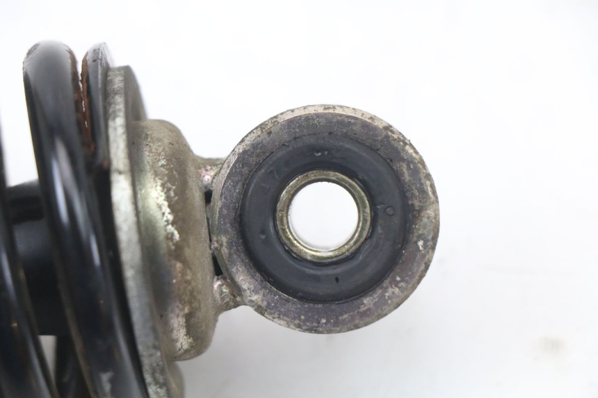 photo de AMMORTIZZATORE POSTERIORE HONDA FES PANTHEON 2T 125 (1998 - 2002) - Dettagli dei punti di fissaggio