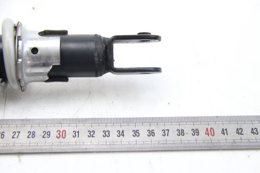 photo de AMMORTIZZATORE POSTERIORE SYM FIDDLE 2 125 (2010 - 2013) - Primo piano tecnico