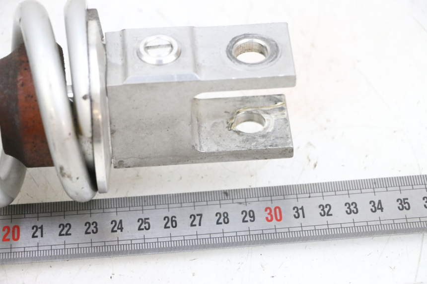 photo de AMMORTIZZATORE POSTERIORE SUZUKI GSF N BANDIT 600 (1996 - 1999) - Zoom sullo stato d'uso