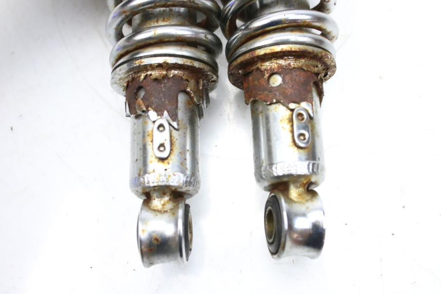 photo de AMMORTIZZATORE POSTERIORE SYM HUSKY 125 (1999 - 2005) - Altra angolazione