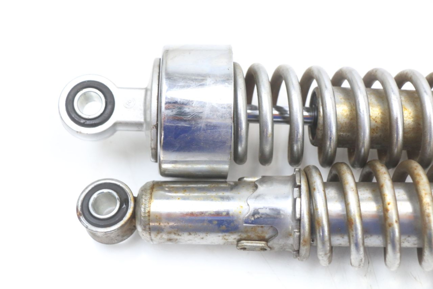 photo de AMMORTIZZATORE POSTERIORE ASTOR ORCAL 125 (2015 - 2017) - Primo piano tecnico