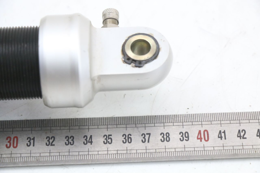 photo de AMMORTIZZATORE POSTERIORE APOLLO RFZ 140 - Zoom sullo stato d'uso