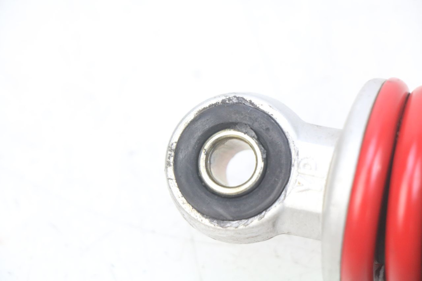 photo de AMMORTIZZATORE POSTERIORE KEEWAY RY6 2T 50 (2011 - 2019) - Altra angolazione