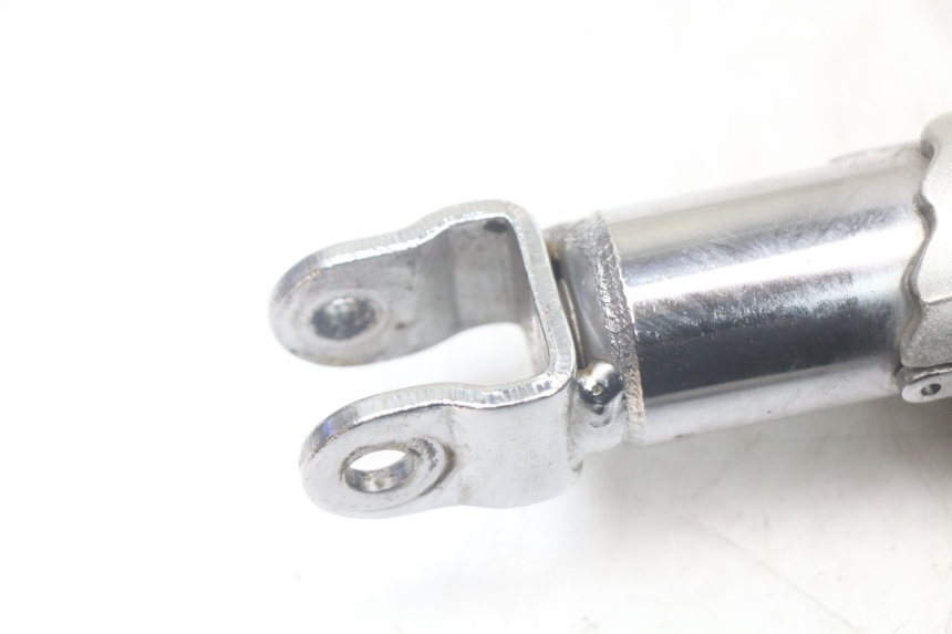 photo de AMMORTIZZATORE POSTERIORE KEEWAY RY6 2T 50 (2011 - 2019) - Primo piano tecnico