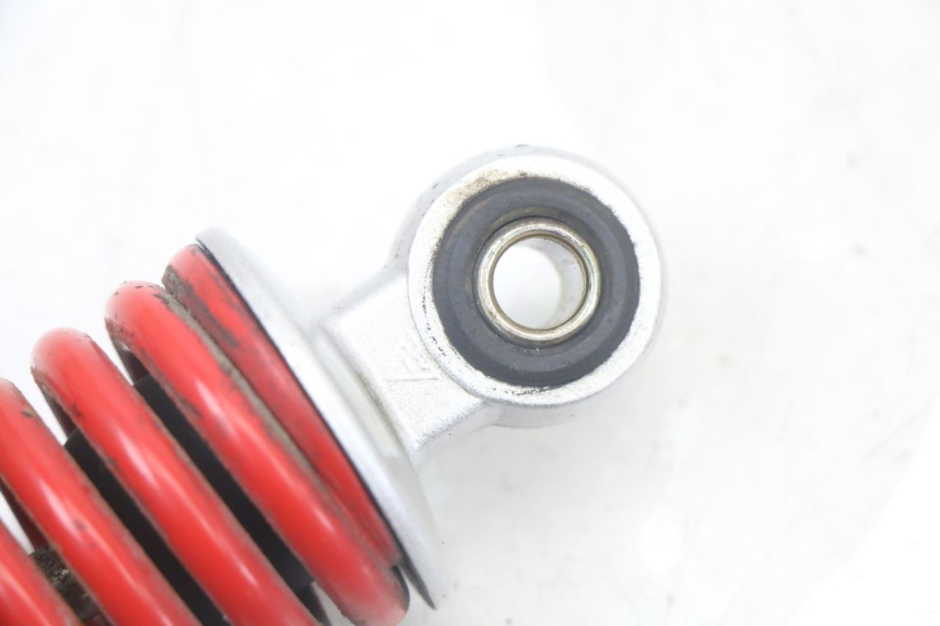 photo de AMMORTIZZATORE POSTERIORE KEEWAY RY6 2T 50 (2011 - 2019) - Stato della superficie e materiale