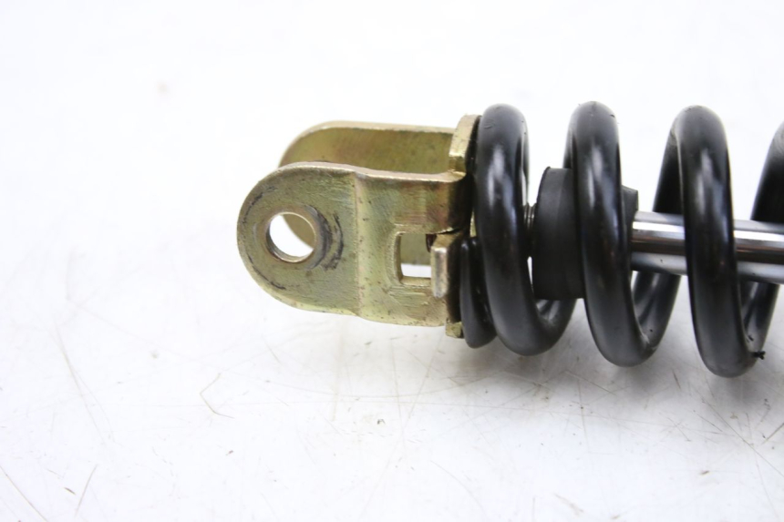 photo de AMMORTIZZATORE POSTERIORE JM MOTORS SANTANA 50 (2014 - 2023) - Primo piano tecnico